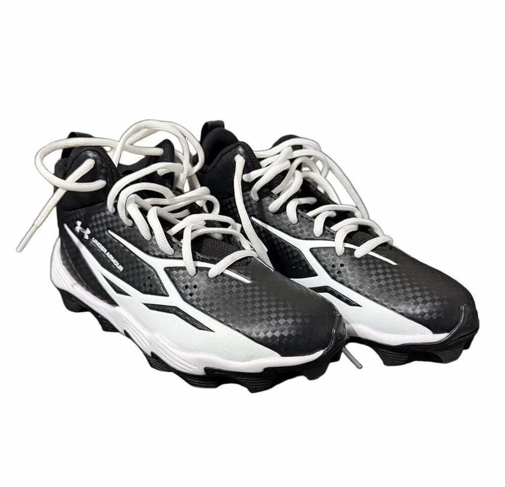 Under Armour Spotlight Hammer Jr Wide Football Cleats Youth 3.5Y Black White